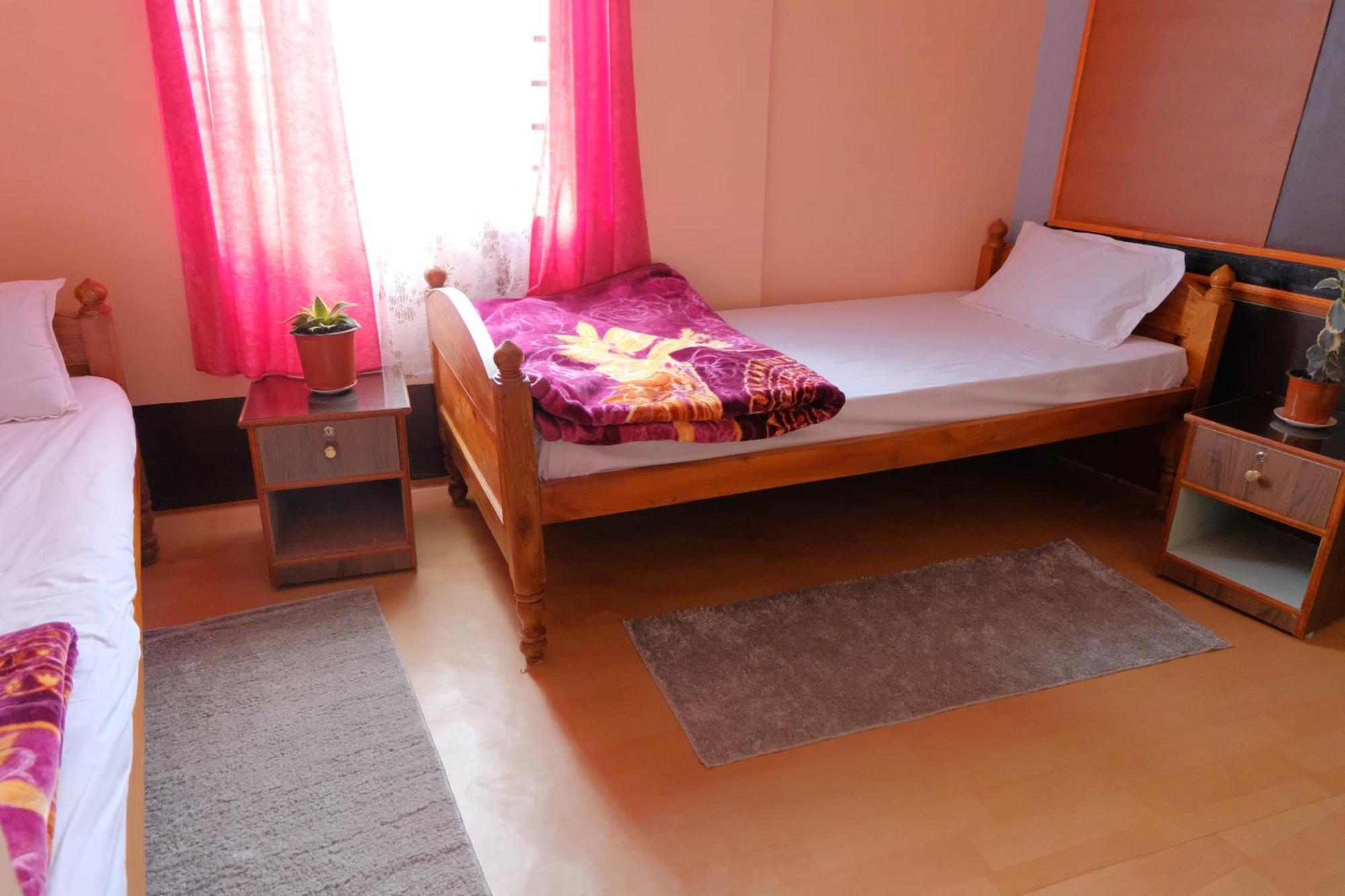 Down Town Homestay Kurseong Room photo